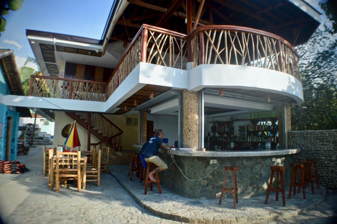 Alegria Dive Resort Exterior photo